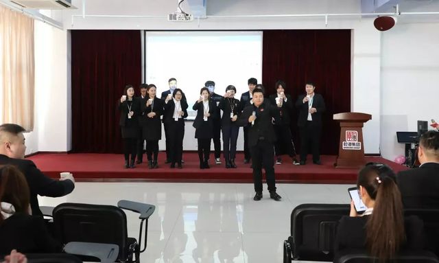 乾港生日會(huì) 乾港生日會(huì)